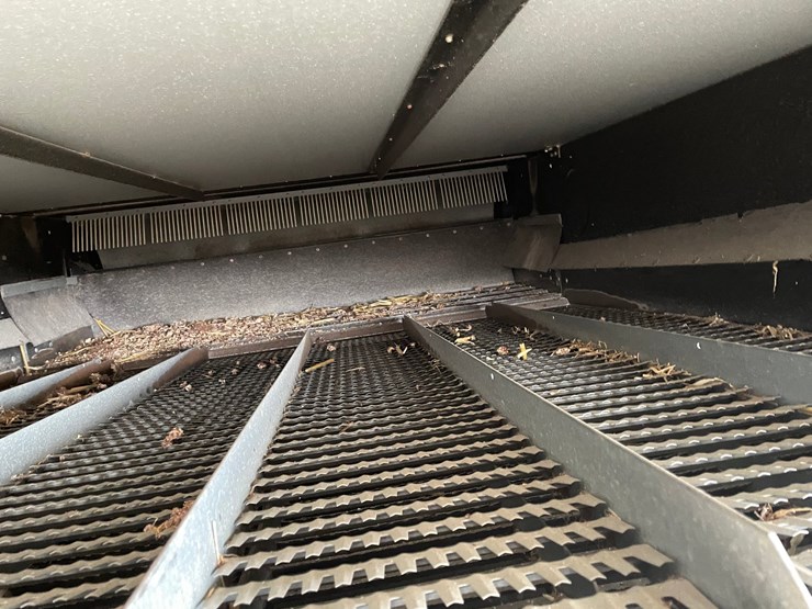 gleaner-r65-image-35