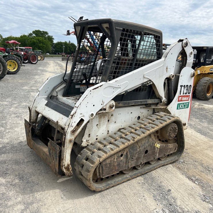 2013 BOBCAT T190