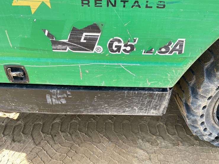 2014-jlg-g5-18a-image-10