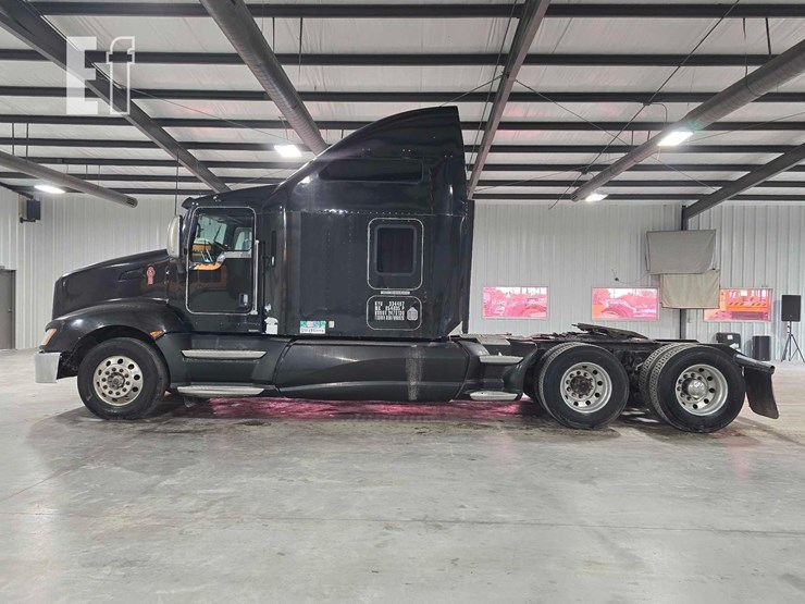 2009-kenworth-t660-image-5