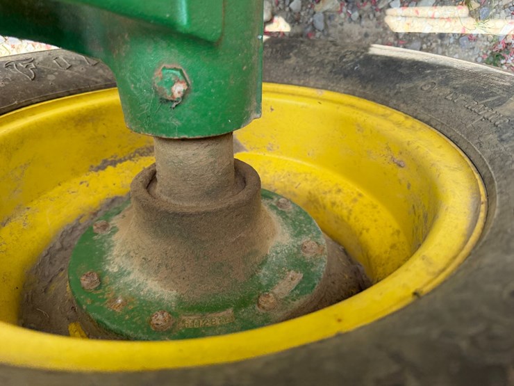 john-deere-1590-image-12