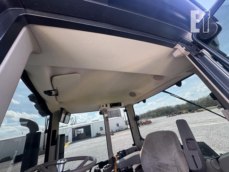 2023-john-deere-6120m-image-16