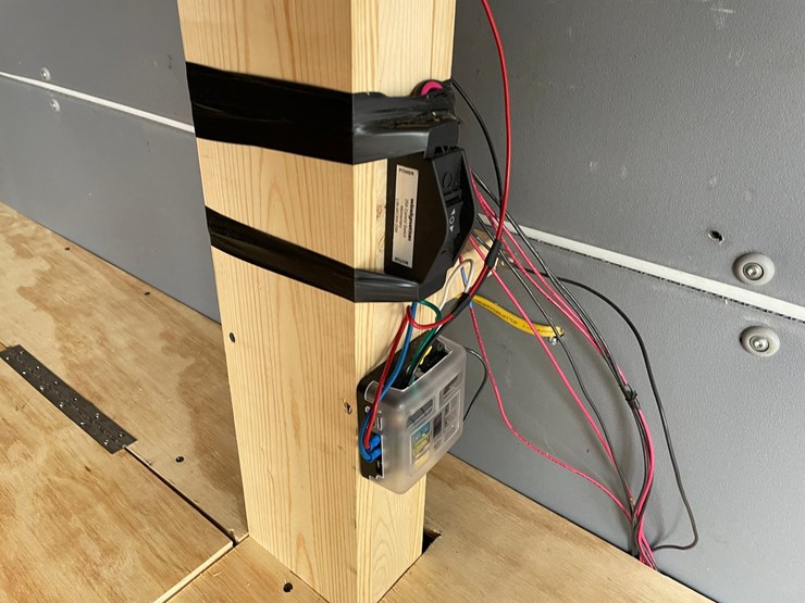 2008-dodge-3500-image-25