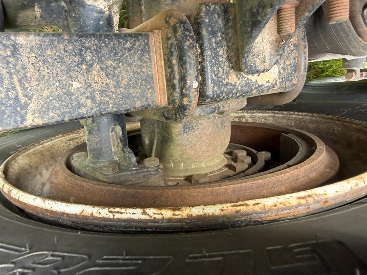 2000-international-9200-image-19