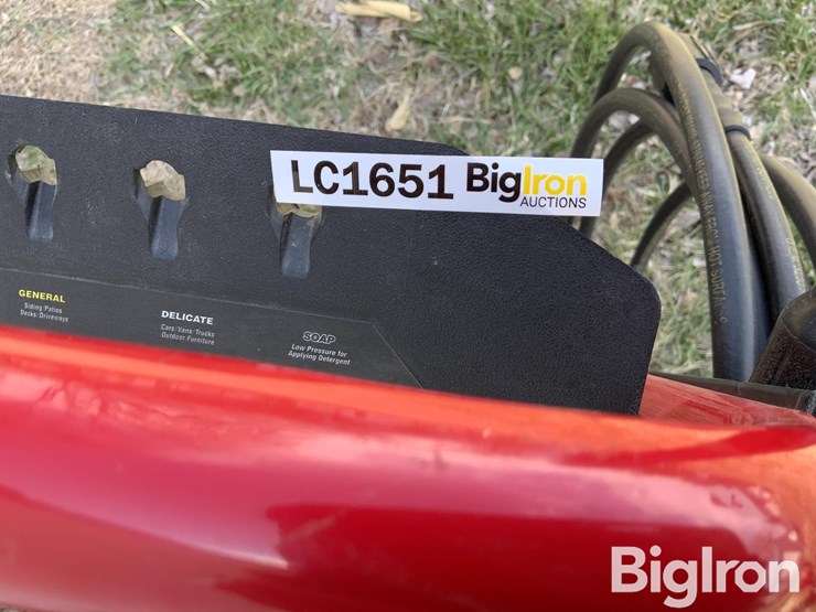 troy-bilt-850ex-power-washer-image-15