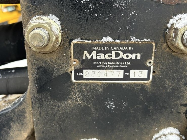 2013-mac-don-a30-d-image-37