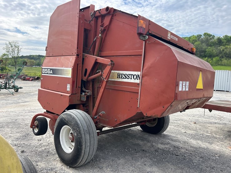 hesston-856a-image-6