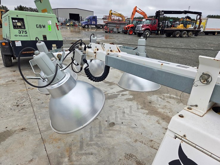 2002-massey-ferguson-8-image-13