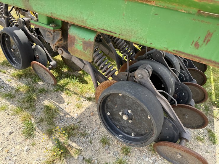 john-deere-1590-image-59