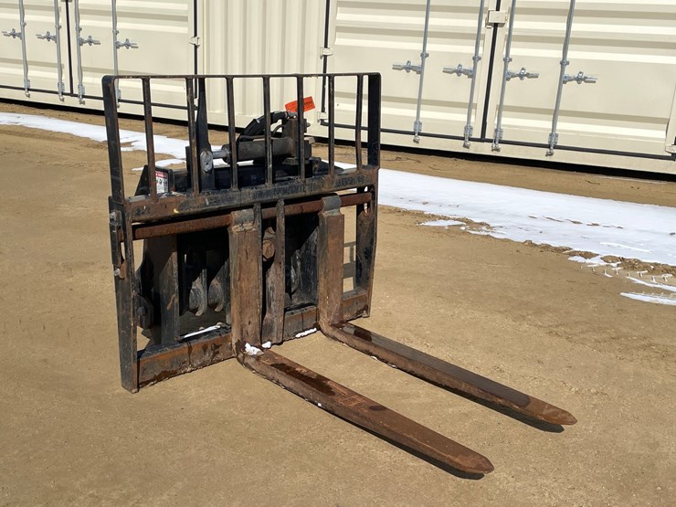 #7553-•-jlg-g5-telehandler-mast-and-forks-image-10