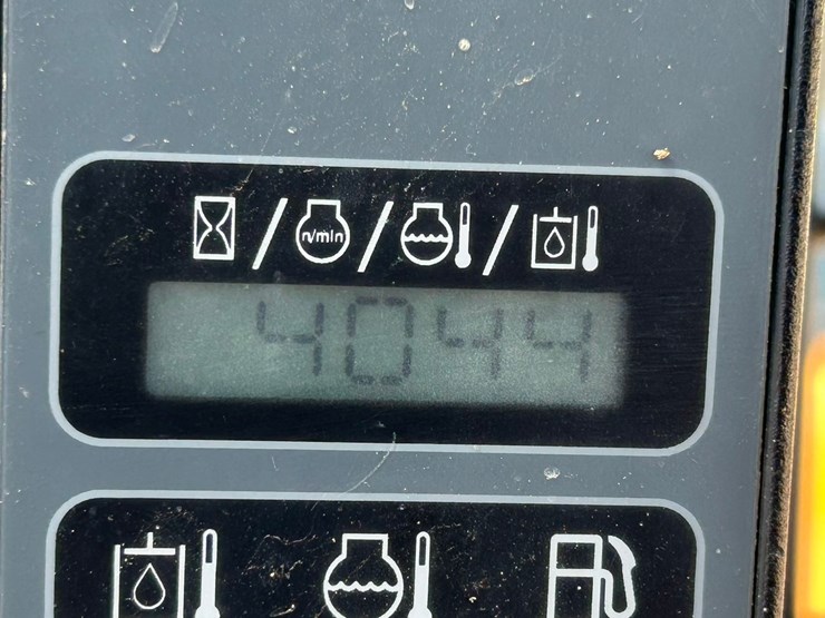 2019-case-tr270-image-45