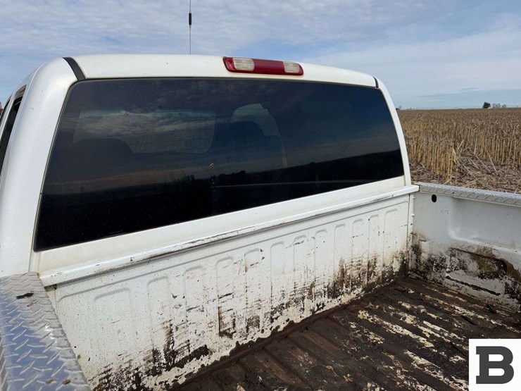 2002-chevrolet-silverado-1500-image-17
