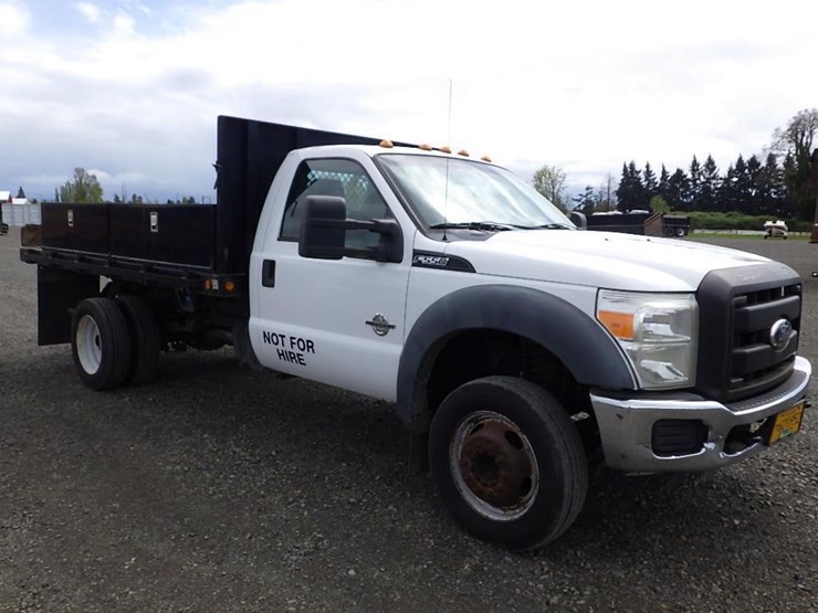 2011-ford-f550-image-3