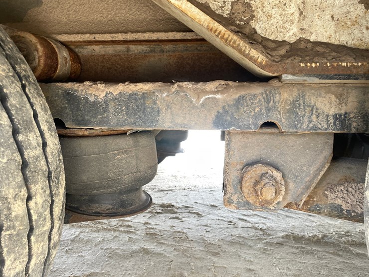 #7516-•-2015-landoll-s30c-51'-hydraulic-beavertail-semi-trailer-image-31