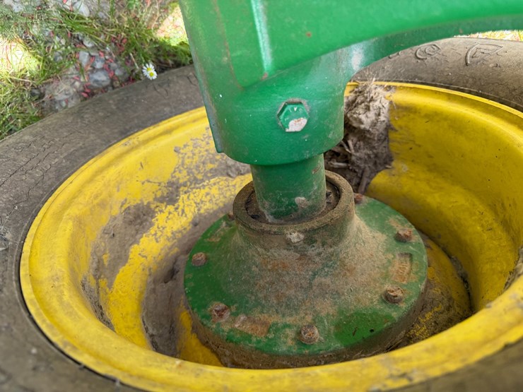 john-deere-1590-image-18