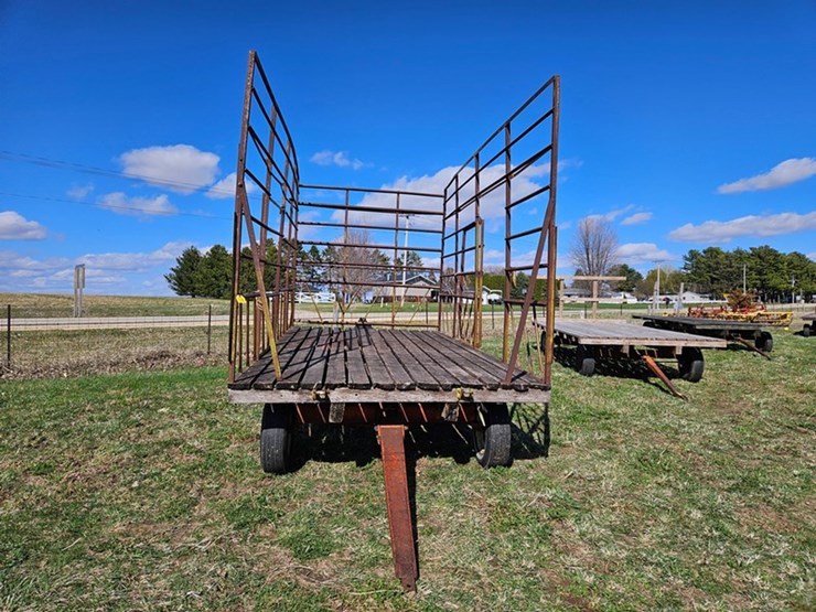 #536-•-8'x16'-bale-wagon-image-8