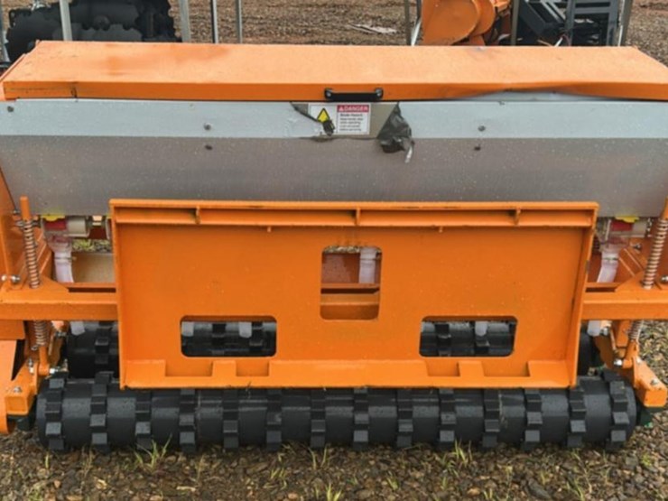 caterpillar-12-image-1