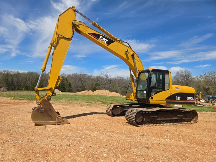 2003-caterpillar-320c-image-7