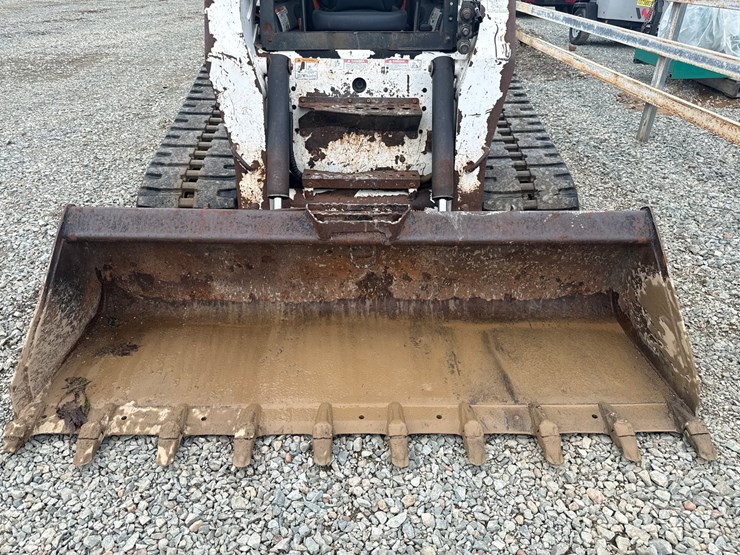 bobcat-t300-image-10