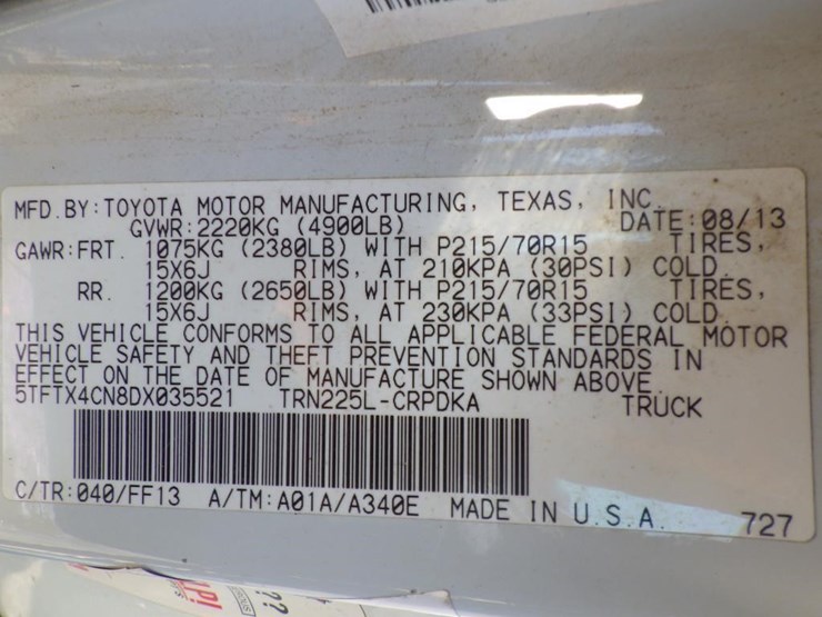 2013-toyota-tacoma-image-14