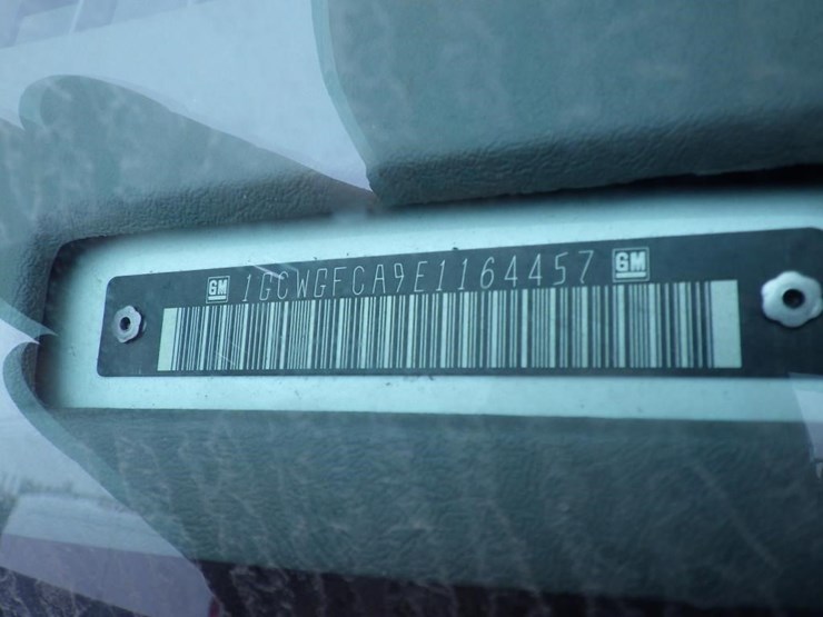 2014-chevrolet-express-2500-image-15