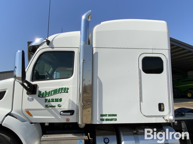 2016-peterbilt-579-image-16