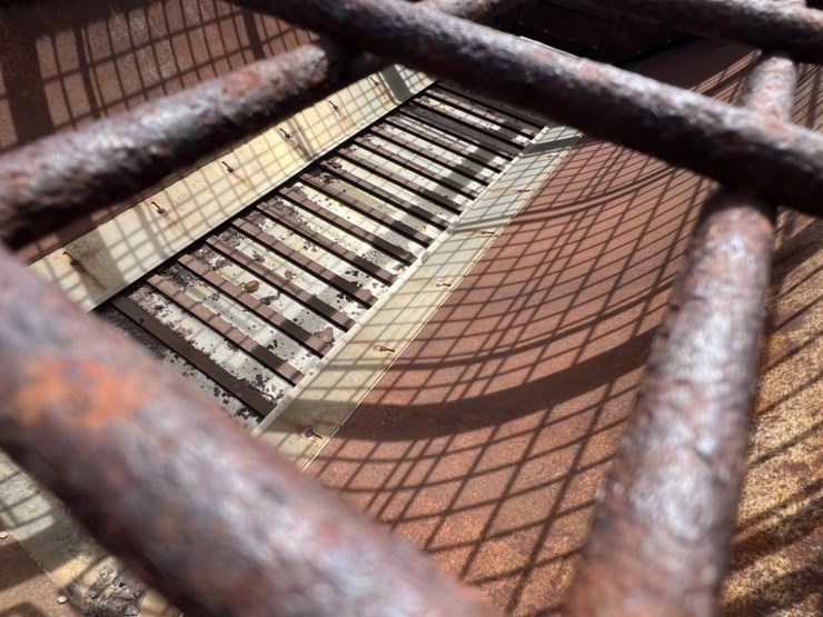 2007-sterling-l9500-image-34