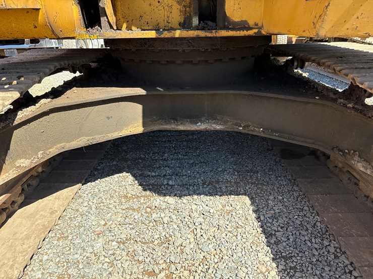 2009-deere-225-lc-image-66