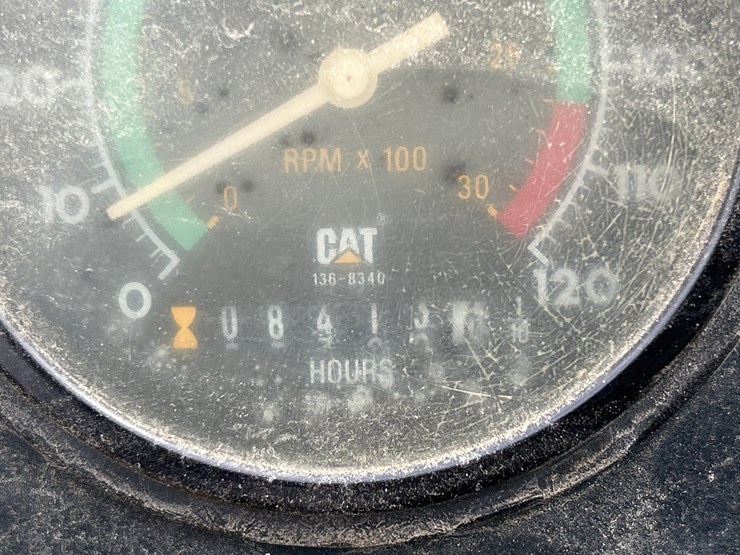 caterpillar-ap-1055b-image-30