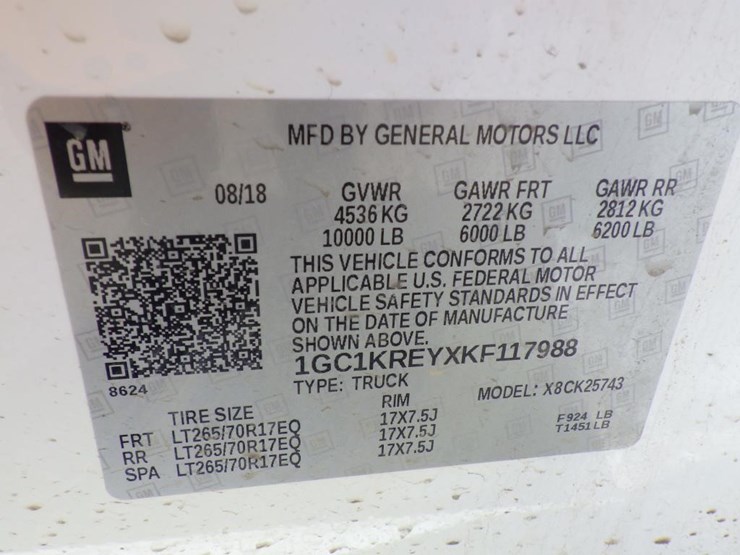 2019-chevrolet-2500hd-image-16