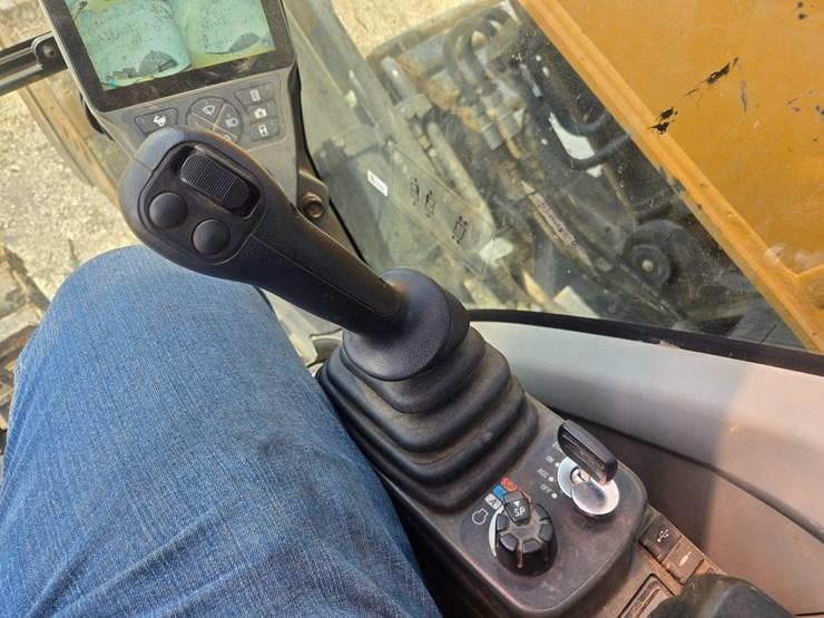 case-cx245dsr-image-39