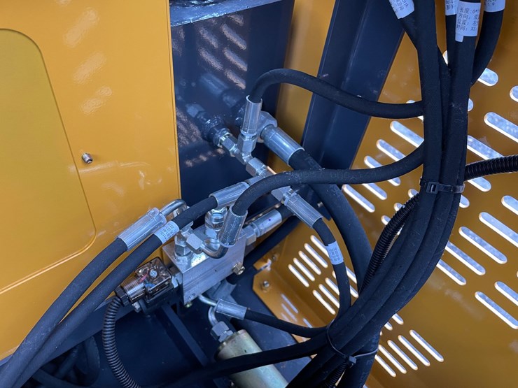 #3297-•-2026-ats-rt15r-mini-excavator-image-22