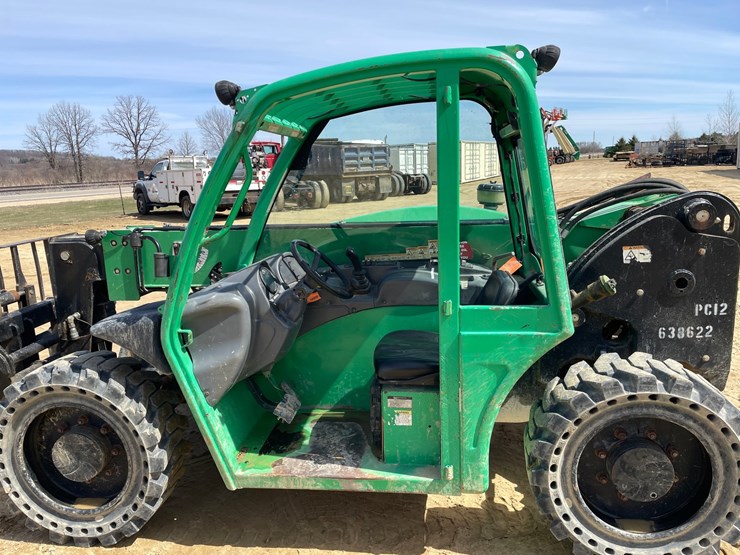 2014-jlg-g5-18a-image-21