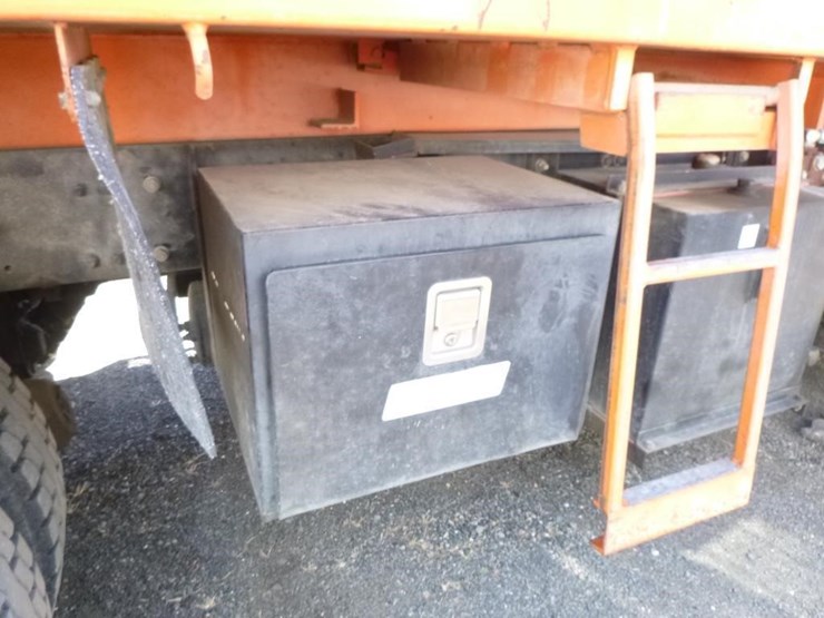 2002-caterpillar-c12-image-26