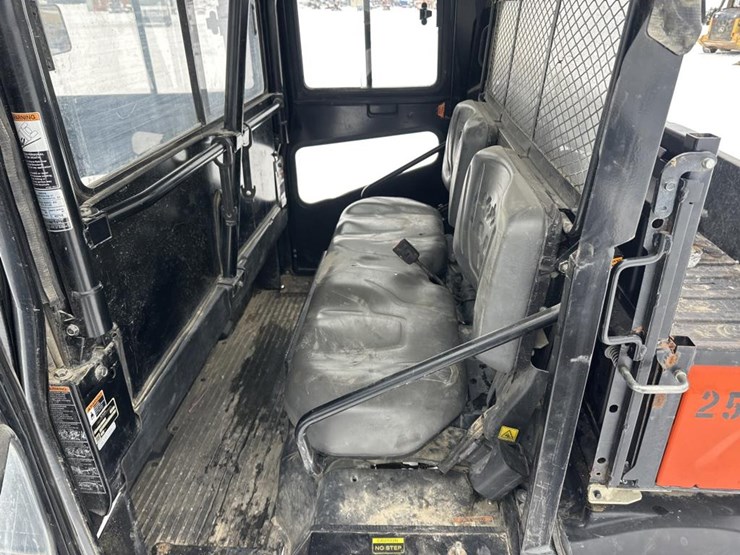 kubota-rtvx1140-image-30