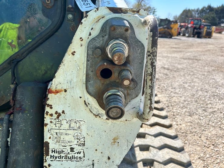bobcat-t770-image-11