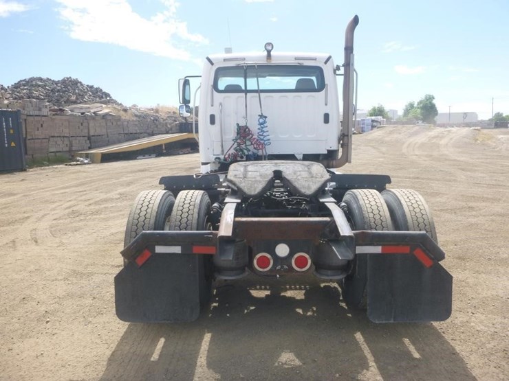 2012-freightliner-m2-s/a-truck-tractor-image-6
