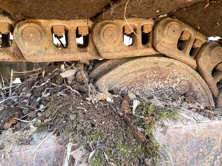 caterpillar-225-image-27