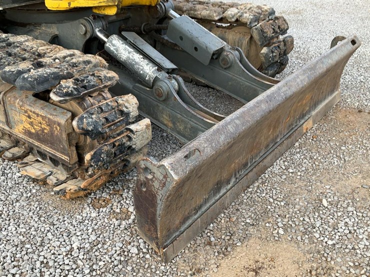 2019-wacker-neuson-et145-image-39