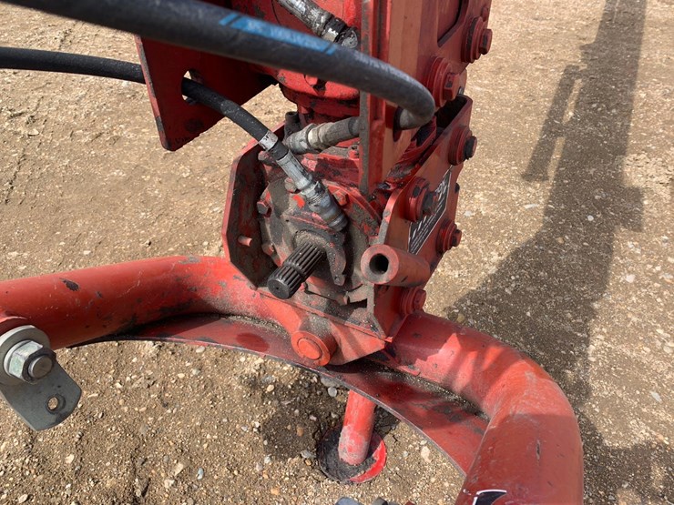2011-new-holland-h7460-image-20