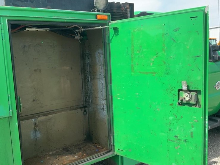 2014-ford-f450-image-35