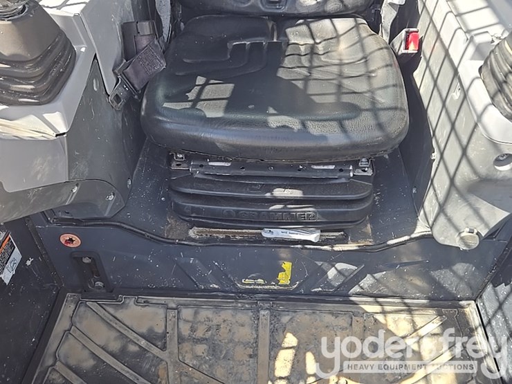 2020-kubota-svl65-2-image-69