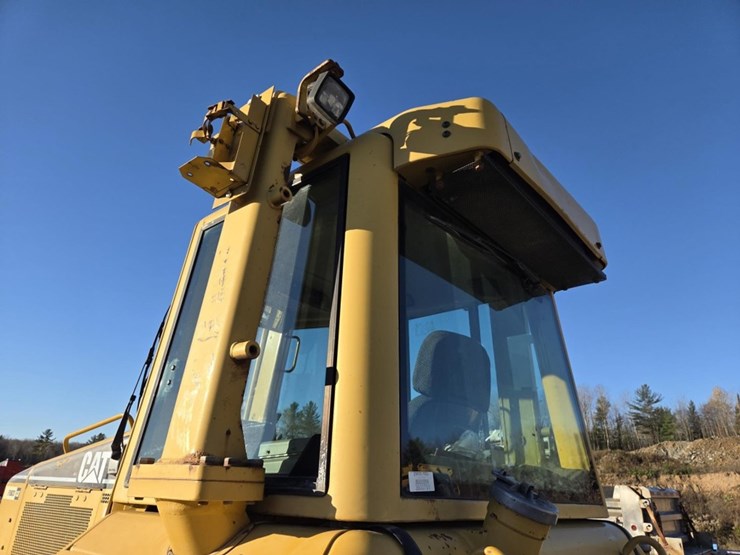 2007-caterpillar-d5n-lgp-image-44