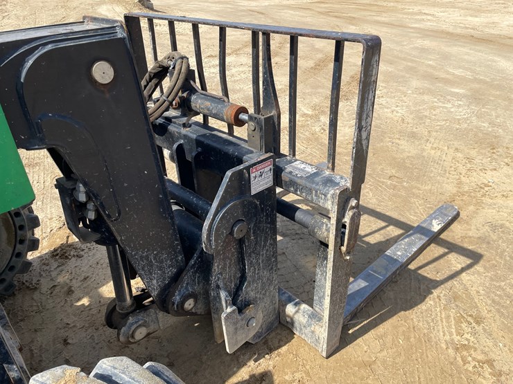 2014-jlg-g5-18a-image-29