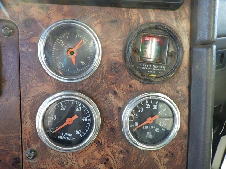 1999-international-9300-image-49