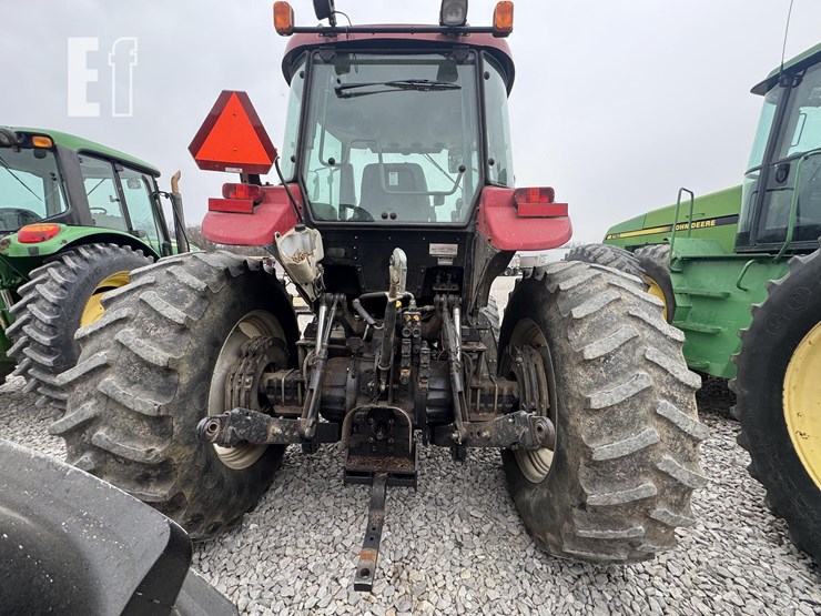 case-ih-farmall-120a-image-9