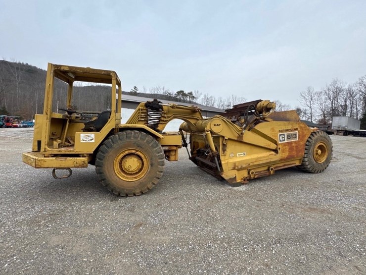 caterpillar-613b-image-1