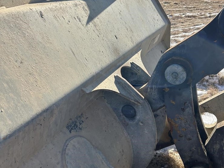 1997-volvo-l90c-image-11