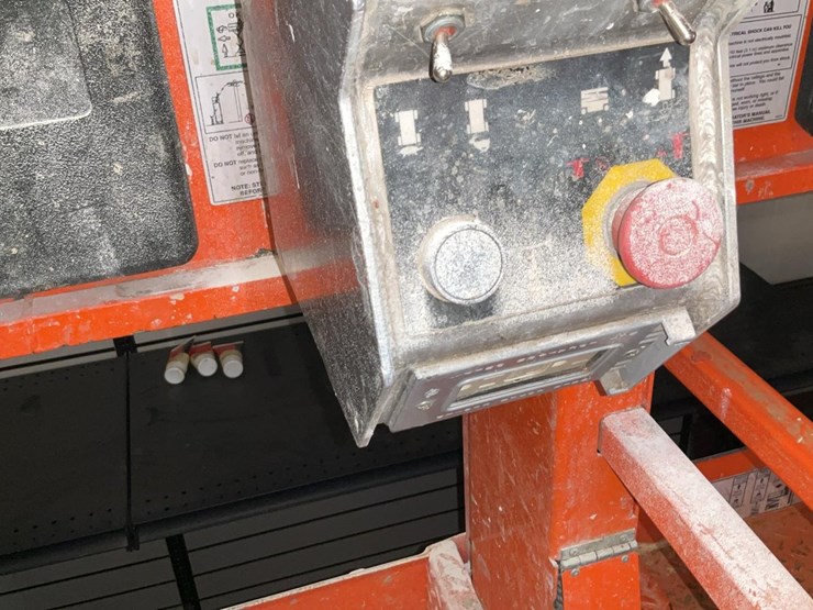 #412-•-2019-snorkel-19'-scissor-lift-image-8