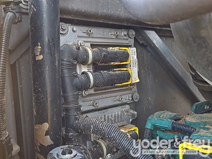 2021-volvo-l90h-image-53